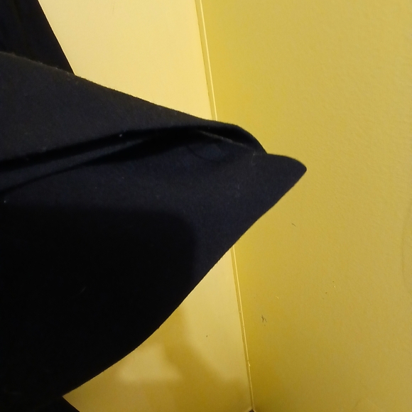 Briggs Women's Classic Black Straight Leg Pants - Picture 2 of 6